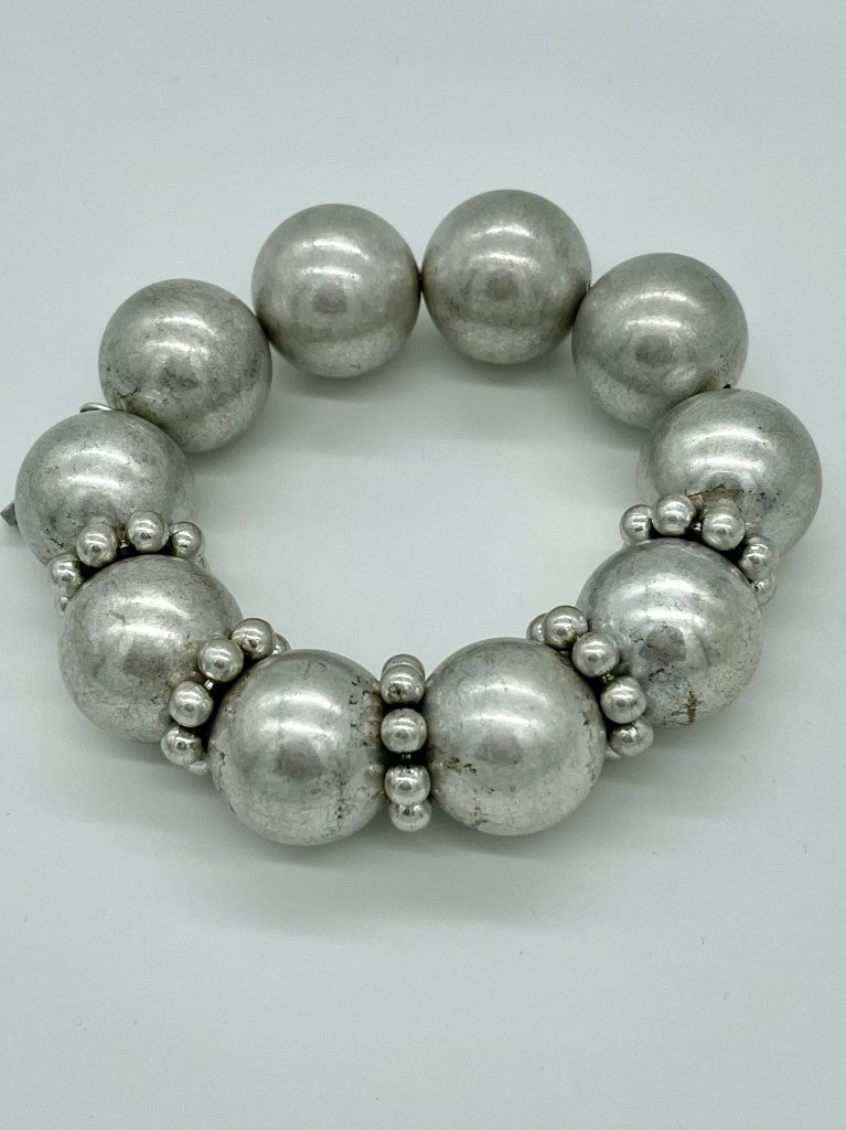 Pretty, Chunky Bracelet